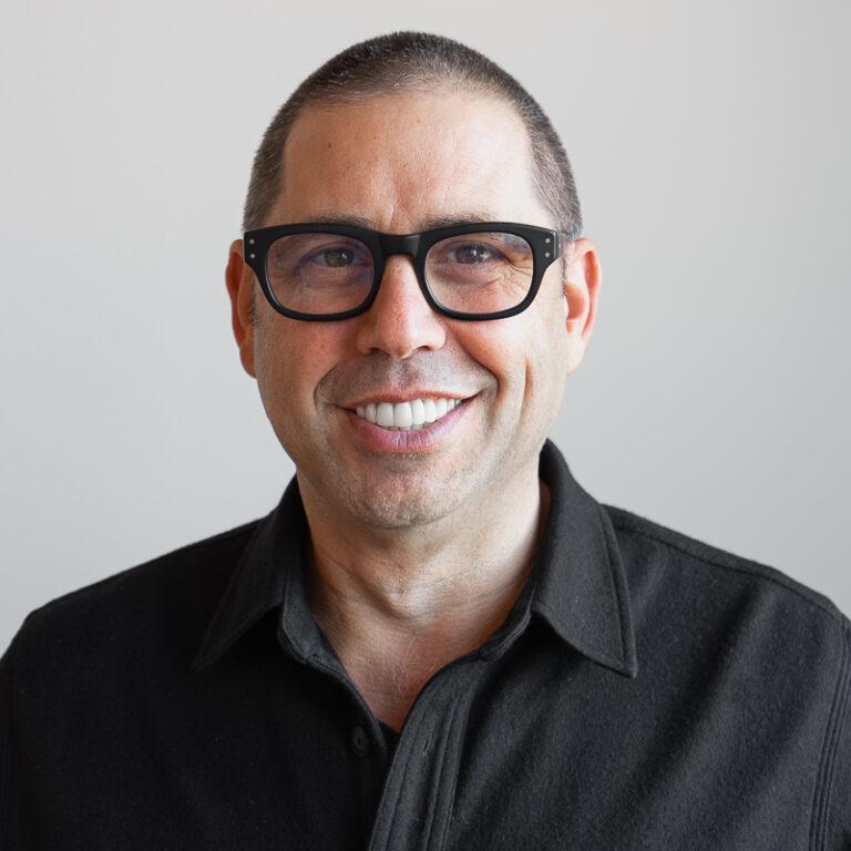 Jared Della Valle, Deans Advisory Council